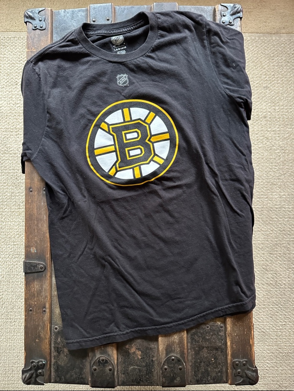 NHL Black and Yellow Boston Bruins Logo Tee